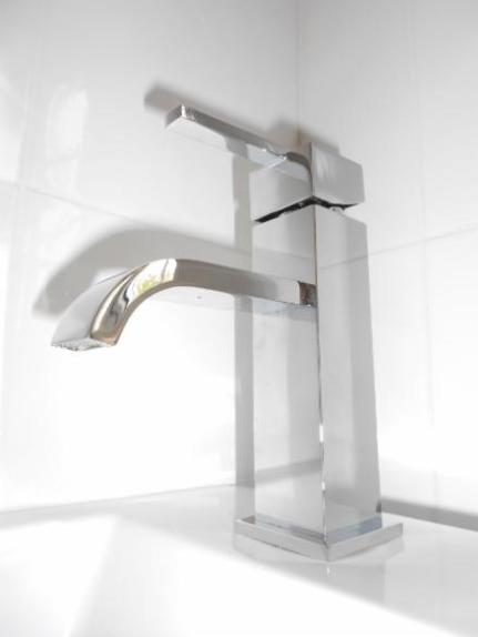 New Bathsuite Install Plumbing North Somerset